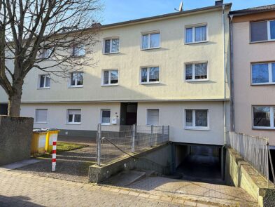 DO-Hörde – Garage im Hof einer reinen Wohnanlage DO-Hörde – Garage im Hof einer reinen Wohnanlage