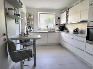 Küche Ansicht gesamt