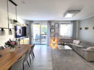 Wohnbereich Blick Terrasse