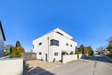 Design trifft Aussicht – Bauhaus-Doppelhaushälfte mit spektakulärer Dachterrasse! Design trifft Aussicht – Bauhaus-Doppelhaushälfte mit spektakulärer Dachterrasse!