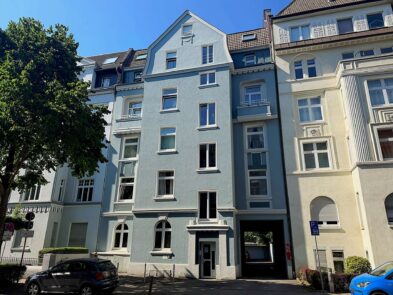 Rarität im Kreuzviertel – Mehrfamilienhaus mit großem Garagenhof Rarität im Kreuzviertel – Mehrfamilienhaus mit großem Garagenhof