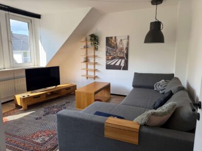 Möblierte 2-Zimmer-Wohnung mit 60 m² Wfl. Möblierte 2-Zimmer-Wohnung mit 60 m² Wfl.